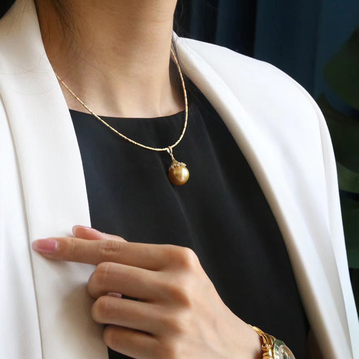 Nanyang Golden Pearl Pendant